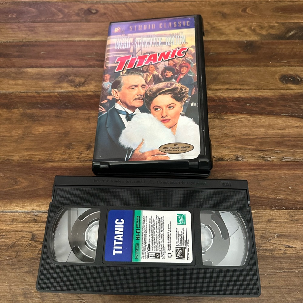 1953 STUDIO CLASSIC - TITANIC - MOVIE VHS TAPE RENEWED 1981